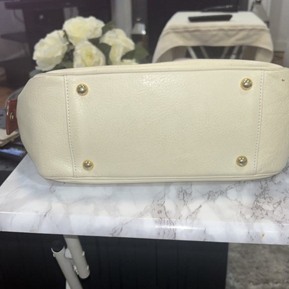 🌟 FINAL!! 🌟 Vtg Givenchy Satchel. Pebbled Leather. SEE DESCRIPTION! HP!! - Picture 6 of 11